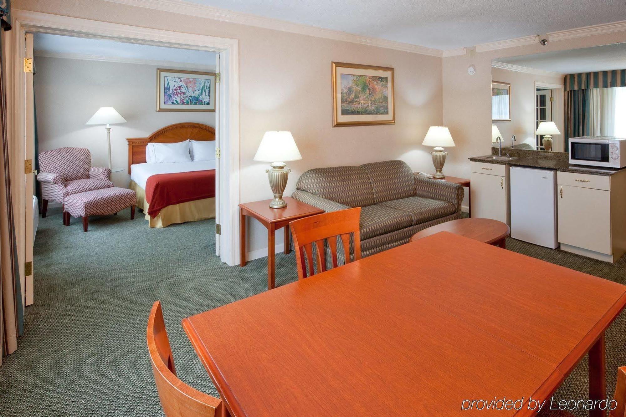 Holiday Inn Express Poughkeepsie, An Ihg Hotel Eksteriør billede