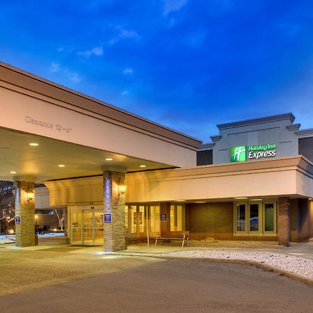 Holiday Inn Express Poughkeepsie By Ihg Eksteriør billede